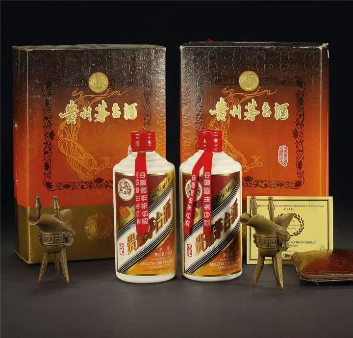 蓝山礼盒茅台酒回收